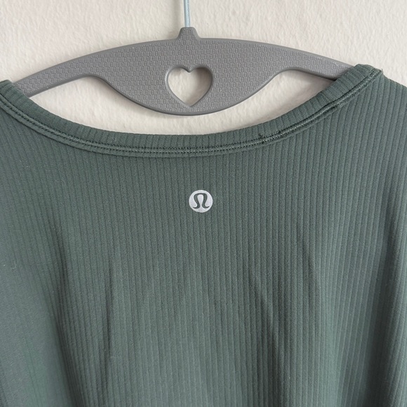 Lululemon All It Takes Back-Twist Longsleeve - Picture 6 of 6